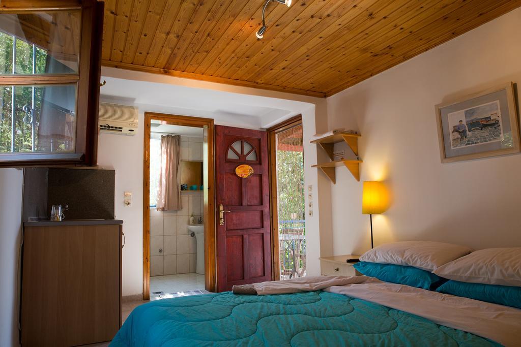 Aiolis Rooms Kamariotissa Esterno foto